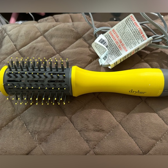 Drybar Bright Yellow Styling Brush E-101 - Picture 1 of 5